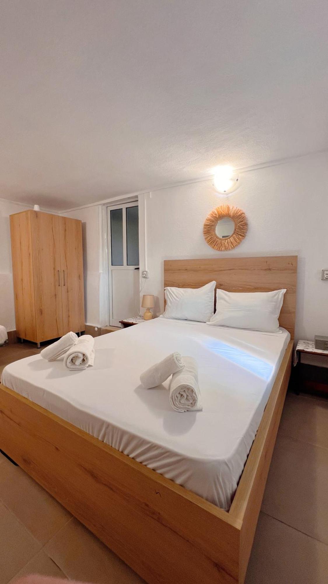 Petra Oliva Apartment Dhërmi Kültér fotó